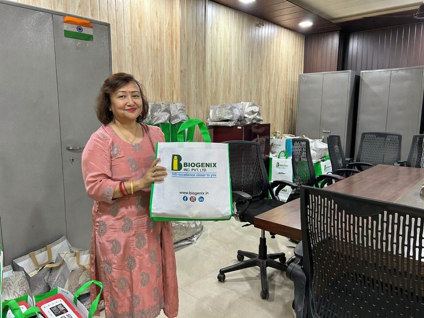 Mrs. Dimple Srivastava